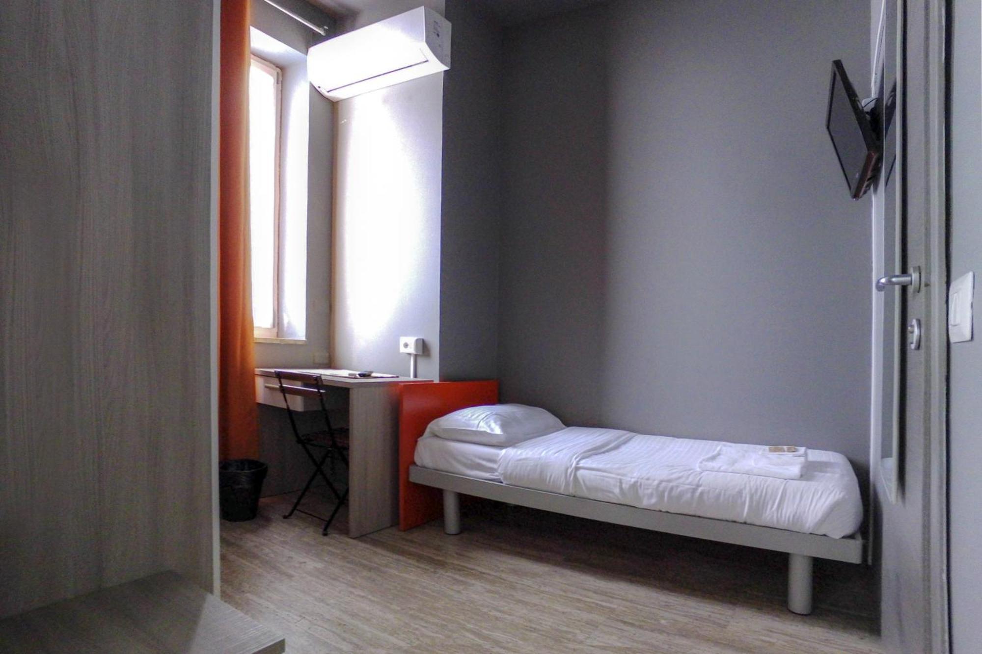 La Cordata Accommodation - Woodhouse Bike Hotel Cinisello Balsamo Extérieur photo